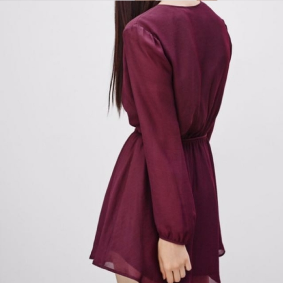 Talula Aritizia Long sleeve Maroon Dress - Picture 2 of 6